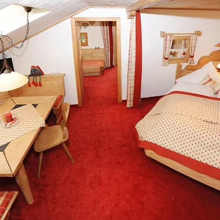 Apartment Ruhige In Mit Garten